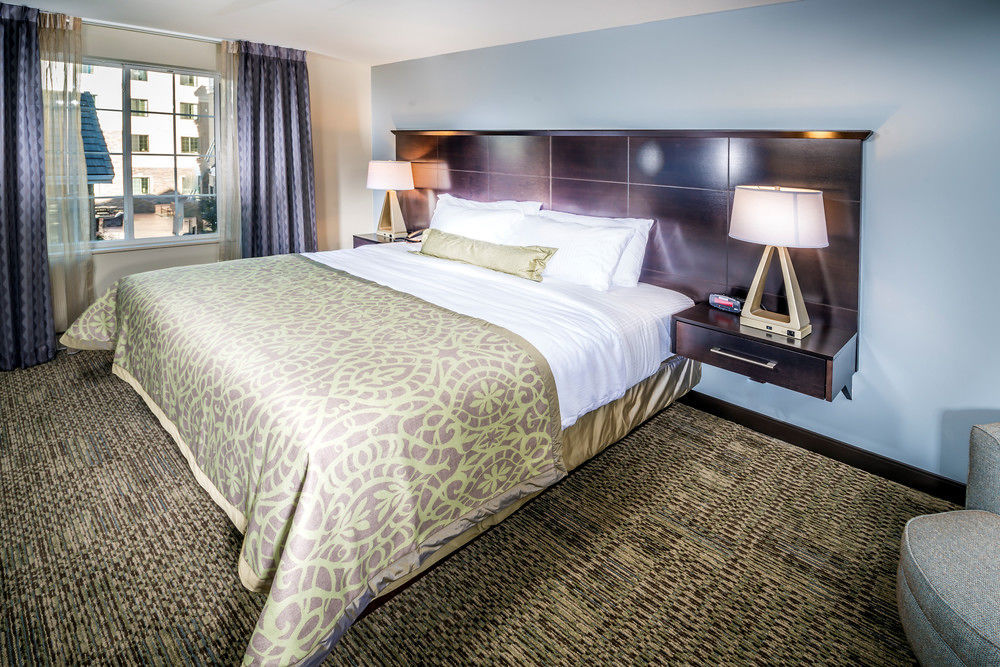 Staybridge Suites Corona South By Ihg Eksteriør bilde