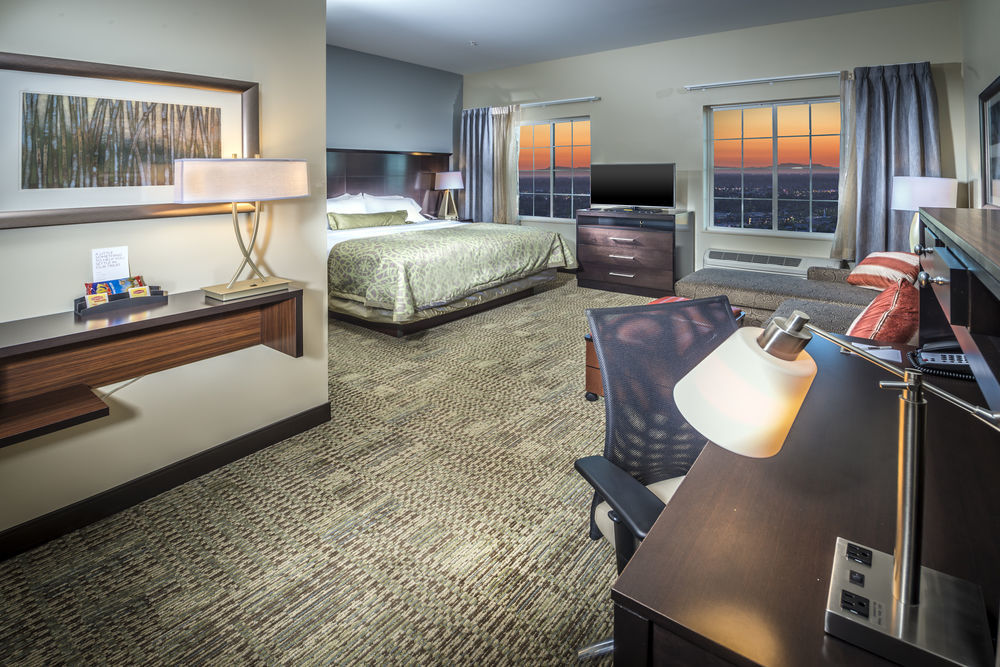 Staybridge Suites Corona South By Ihg Eksteriør bilde