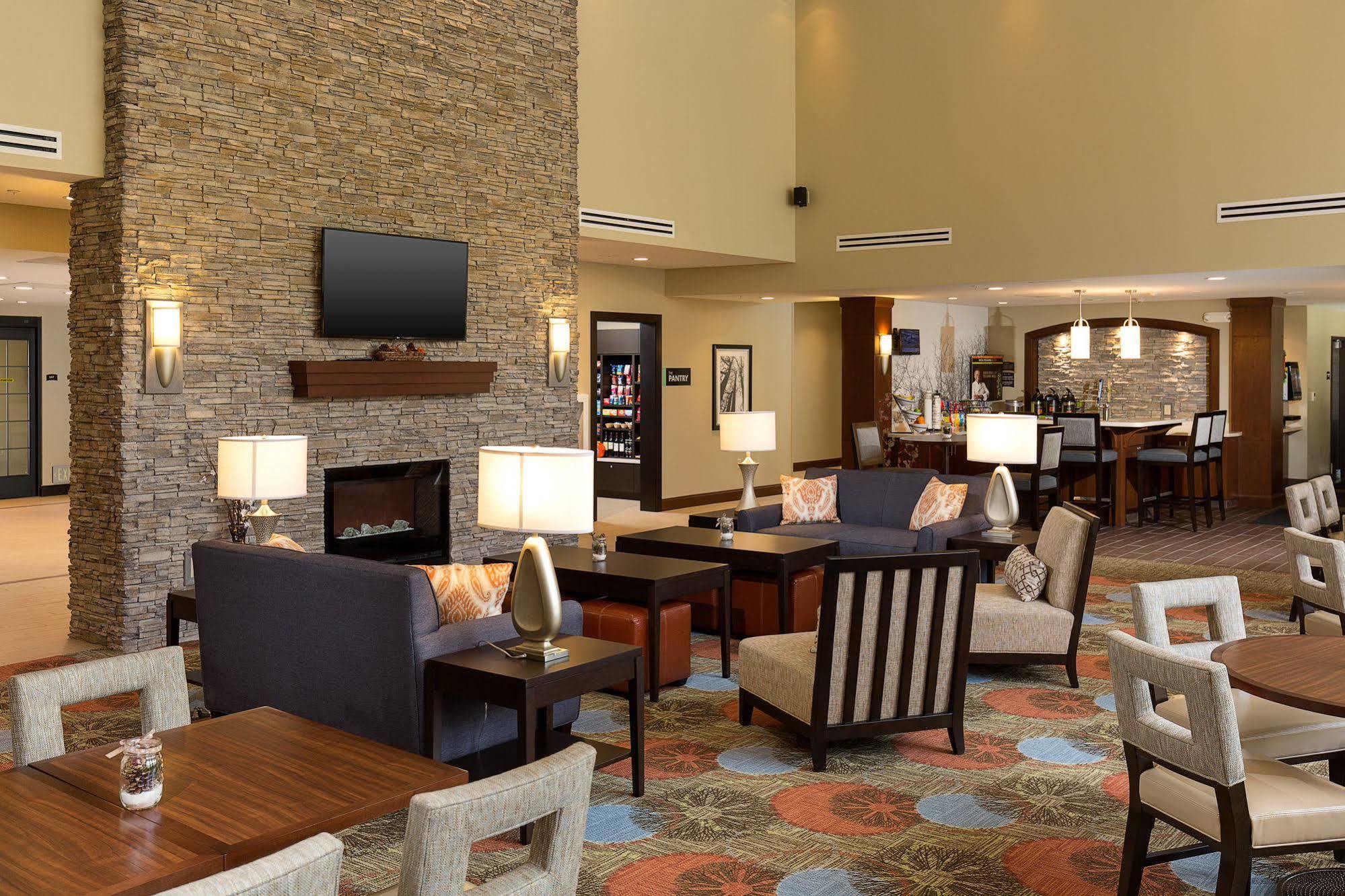 Staybridge Suites Corona South By Ihg Eksteriør bilde