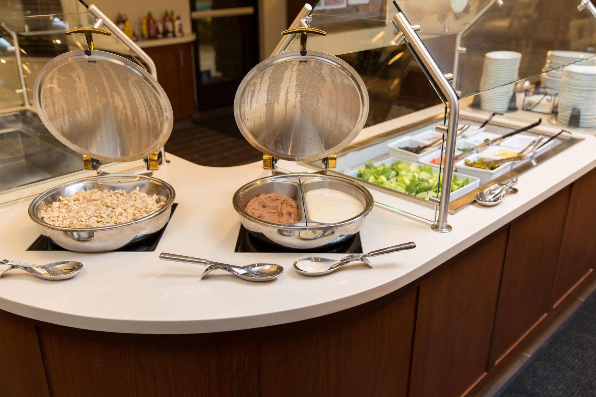 Staybridge Suites Corona South By Ihg Eksteriør bilde