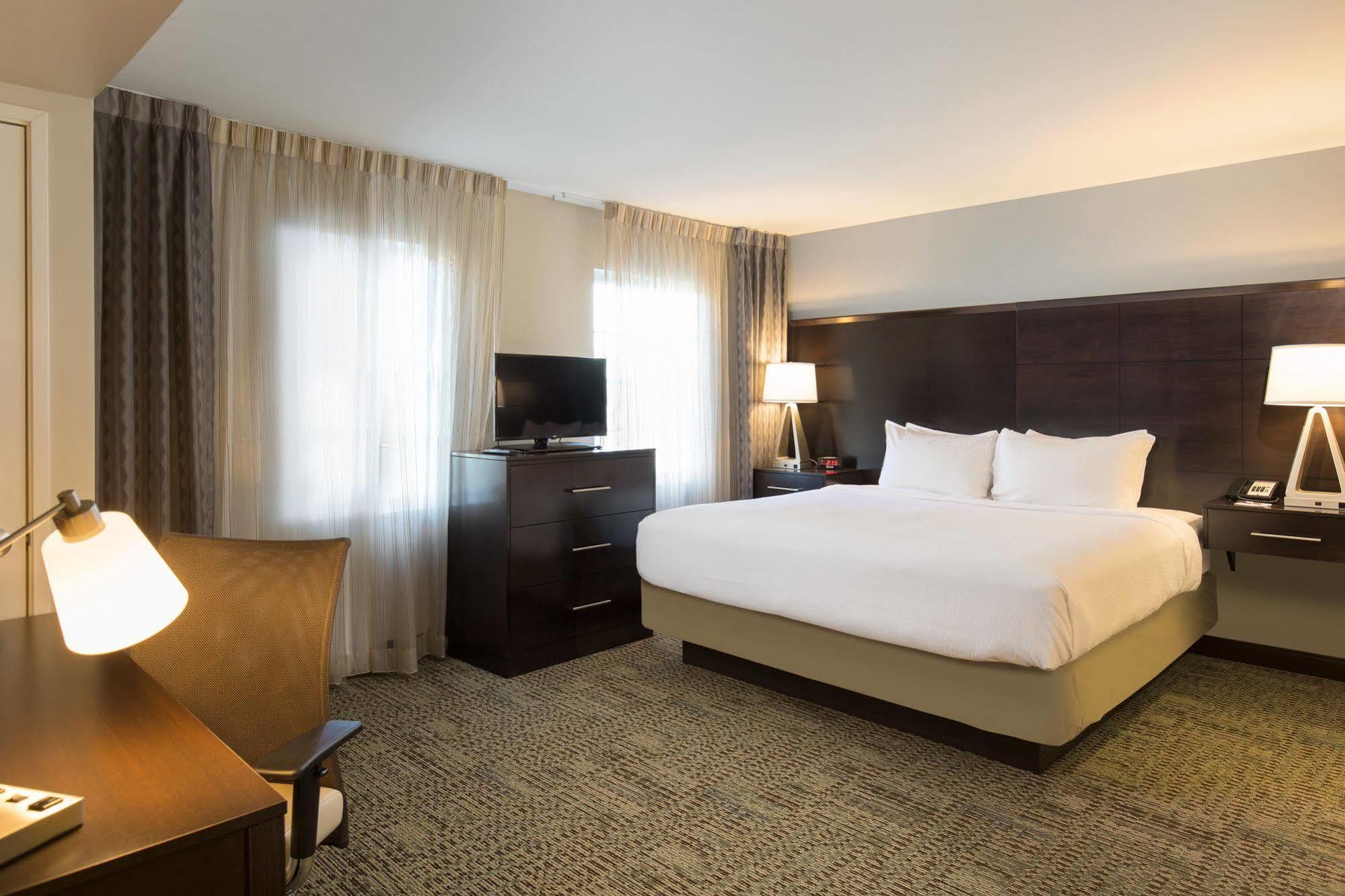 Staybridge Suites Corona South By Ihg Eksteriør bilde