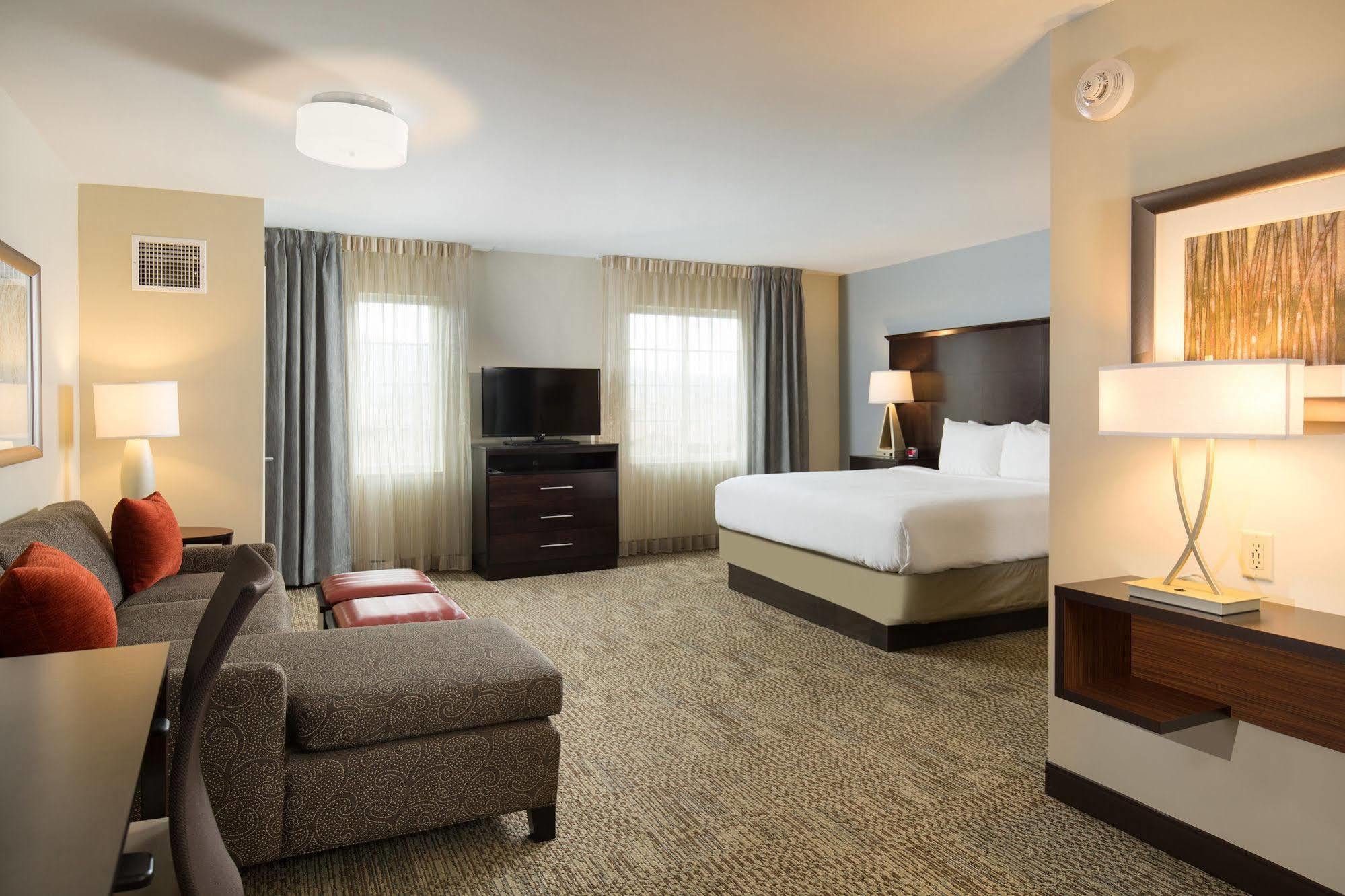 Staybridge Suites Corona South By Ihg Eksteriør bilde