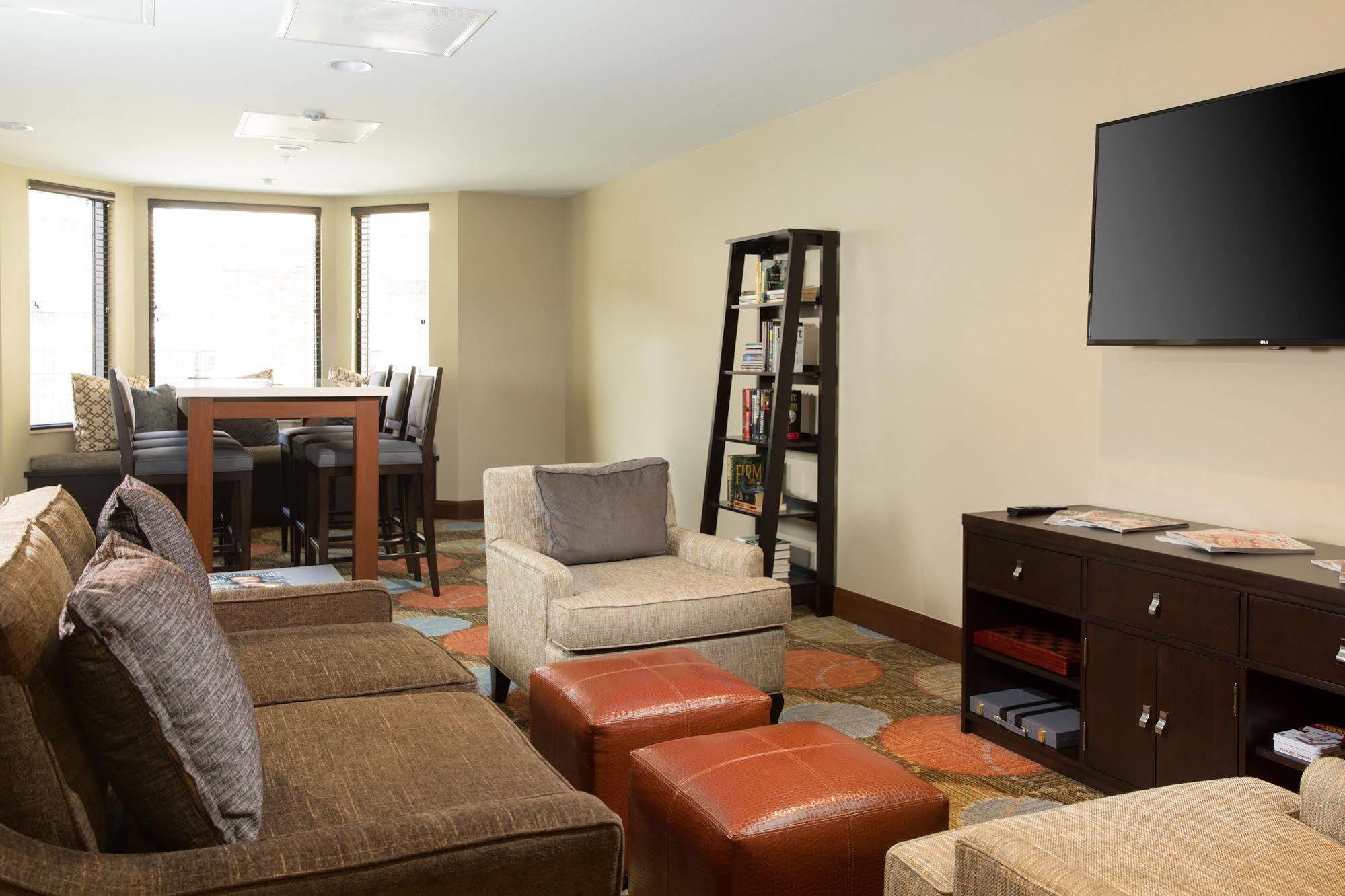 Staybridge Suites Corona South By Ihg Eksteriør bilde
